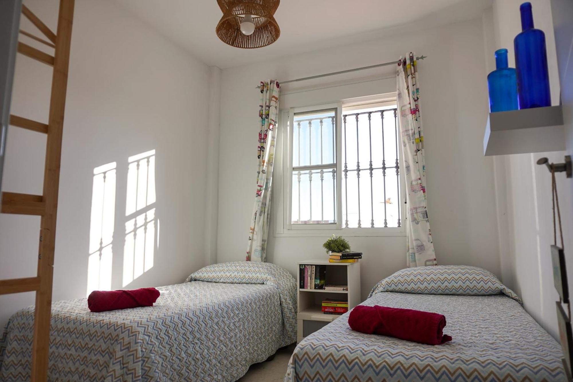 Tarifa Family House 5 Min Walk To The Beach And Old Town Екстер'єр фото